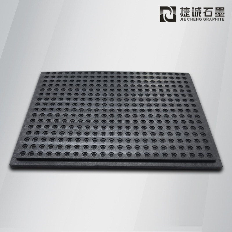 真空釬焊柔性夾具的設計與應用